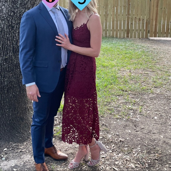 Lace A Line Midi Dress in Wine - Picture 3 of 4